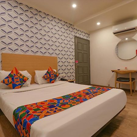 Fabhotel Chattarpur Enclave Ню Делхи Екстериор снимка