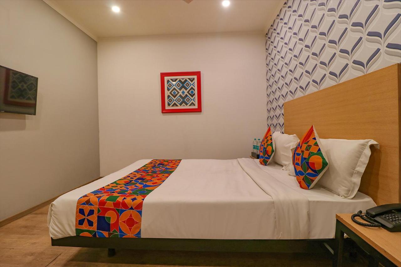 Fabhotel Chattarpur Enclave Ню Делхи Екстериор снимка