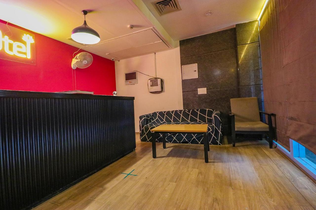 Fabhotel Chattarpur Enclave Ню Делхи Екстериор снимка