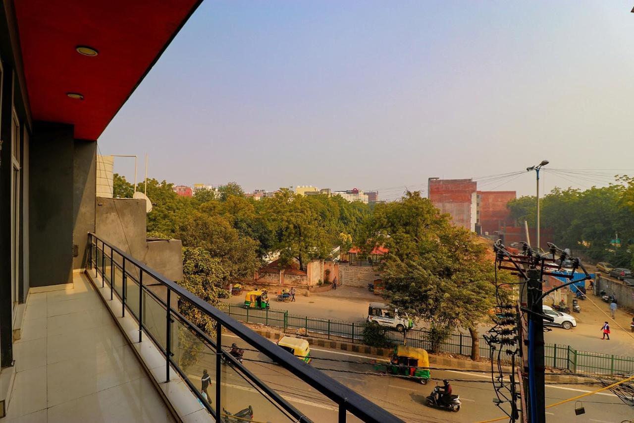 Fabhotel Chattarpur Enclave Ню Делхи Екстериор снимка
